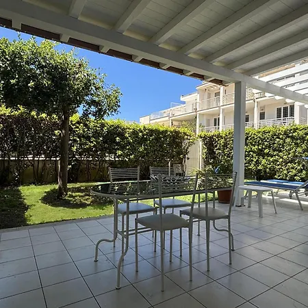 Casa Clori, Quiete Immersa Nel Verde! * Fregenae
